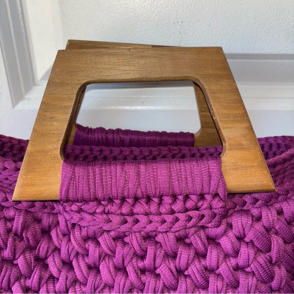🎉Flurry Fashion Posh Party! 🎉 HANDMADE Handbag Purple with Wooden Handles NEW - Picture 4 of 8